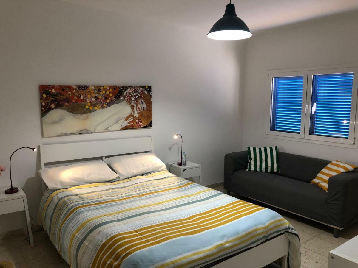 Holiday home Playa De Caleta De