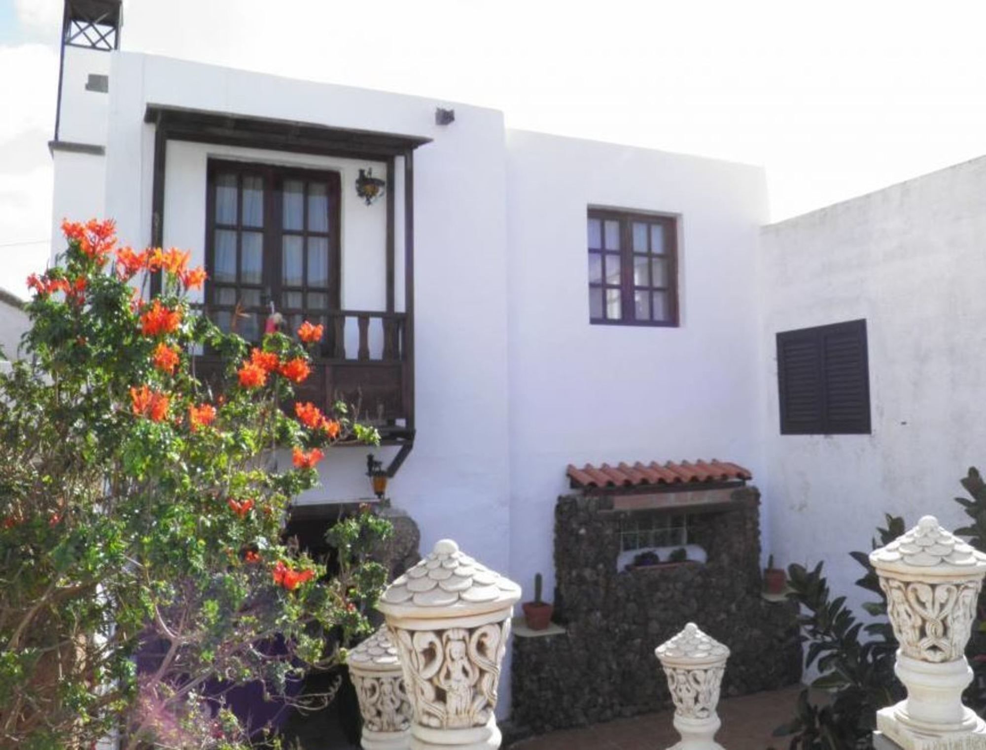 In Lanzarote - 104378 By Mo Villa Tias
