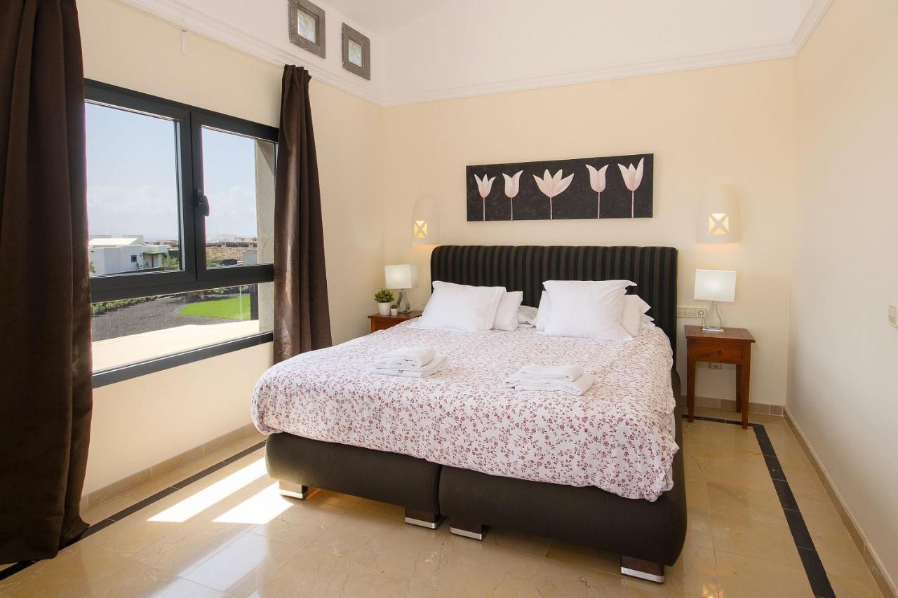 Villa Zafiro 34 *