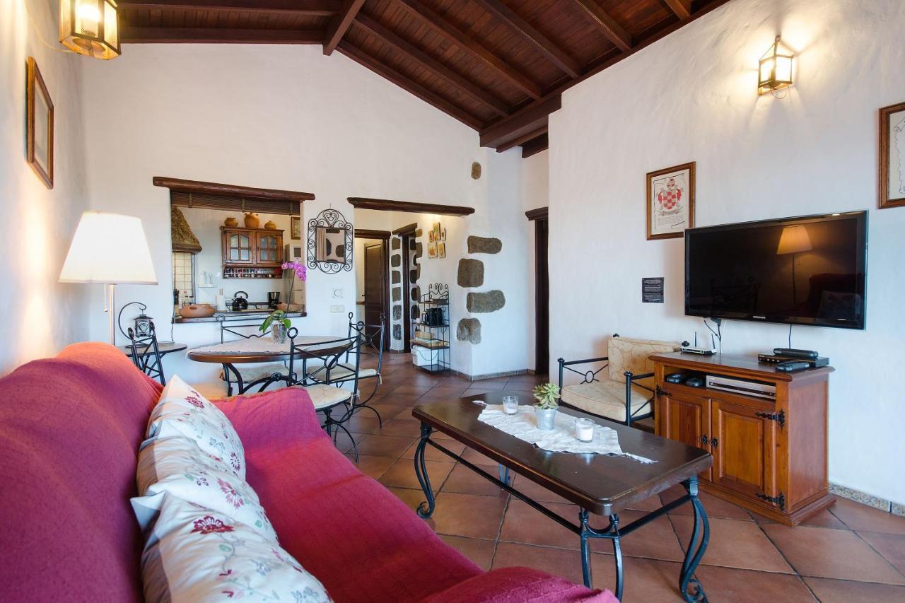 El Caserio De Villa Guime