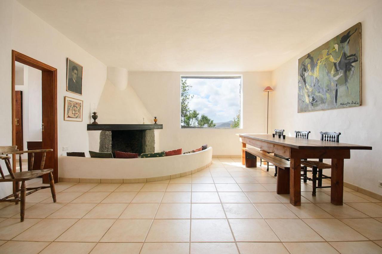 La Bodega - House On Volcano With A Piano Haria
