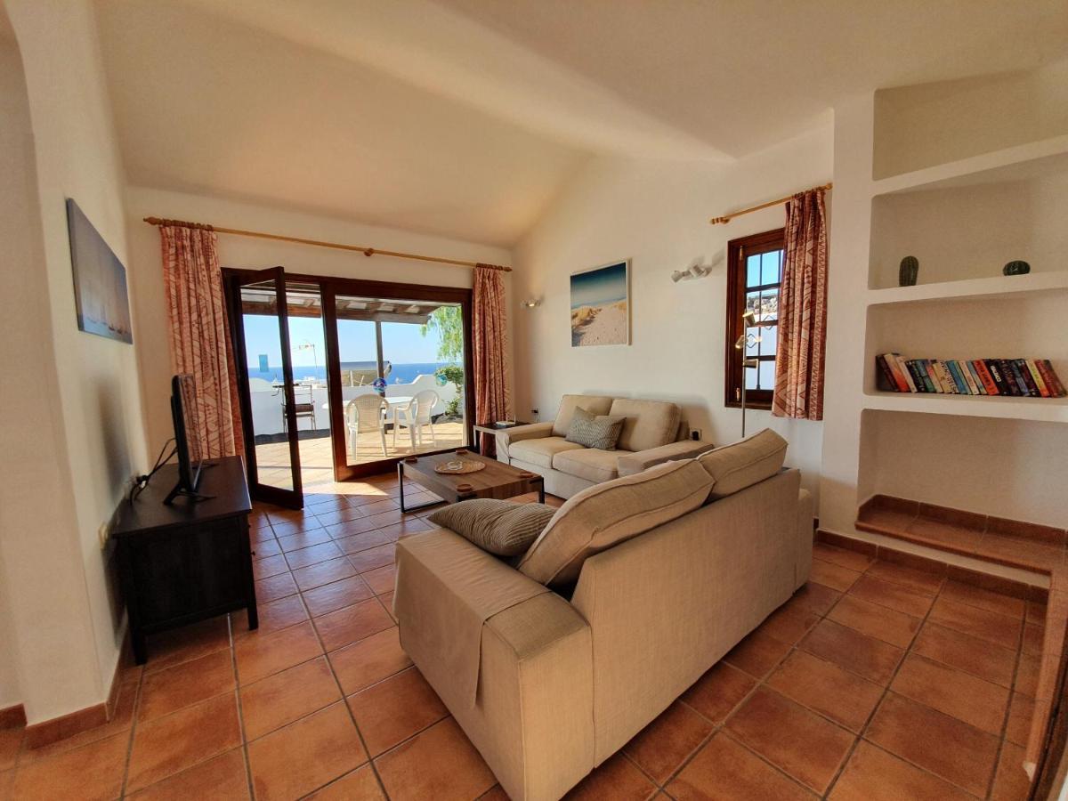 2 Bedroom 'the Bungalow' With Private Heated Pool. Villa Puerto del Carmen (Lanzarote)