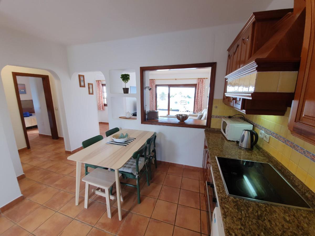 Villa 2 Bedroom 'the Bungalow' With Private Heated Pool.