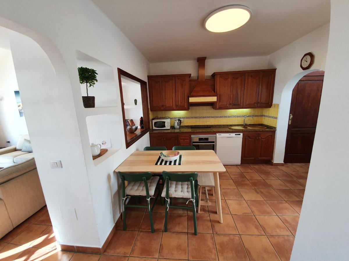 Villa 2 Bedroom 'the Bungalow' With Private Heated Pool. *