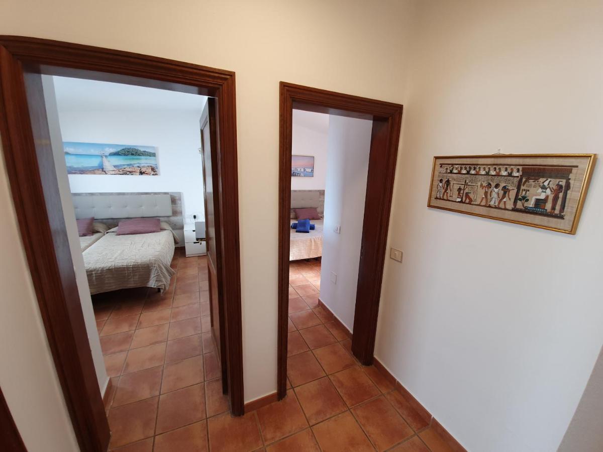 Villa 2 Bedroom 'the Bungalow' With Private Heated Pool. Puerto del Carmen (Lanzarote)