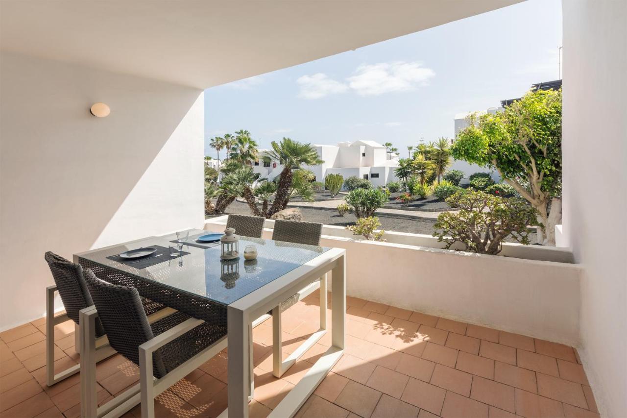 Conylanza Bastian Beach * Costa Teguise