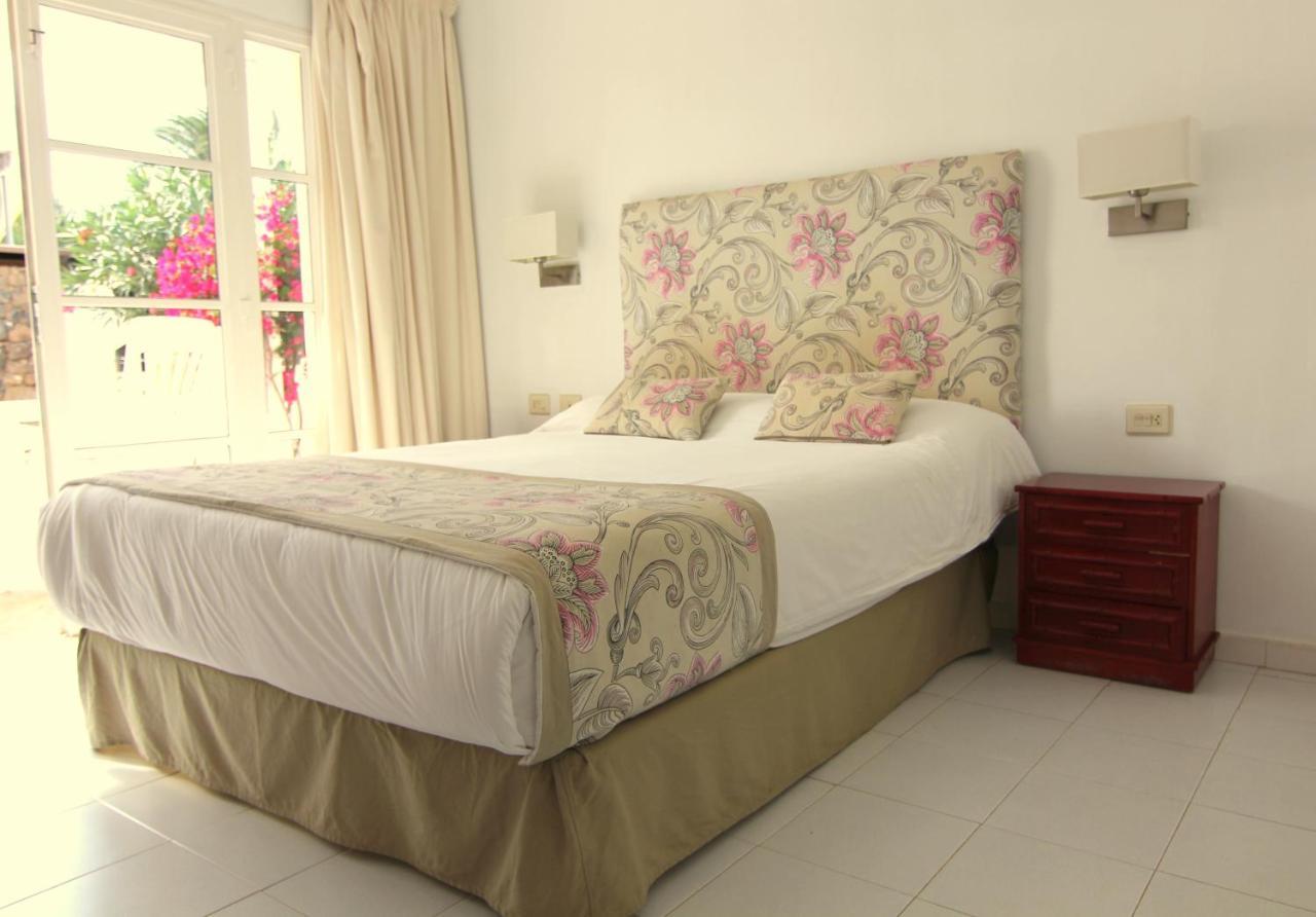 Estrella Villa Tías