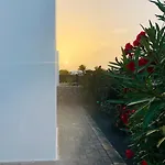 Villa Neptuno With Private Pool, Sea View, Sat-Tv & Free Wifi