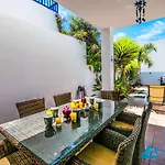 Villa Ruby Lucas (LH177)
