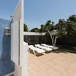 2Br Beach House - Solarium & Shower Terrace - 13