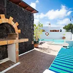Alizuth Villa