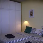 Cosy Apartment Close To The Beach!
