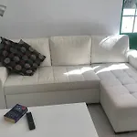 Vrys Apartment Close To The Beach