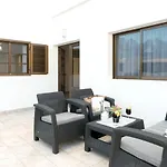 Elegant Villa With Private Pool In Mancha Blanca