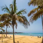Casa Juana a 50 metros la playa del Reducto y wifi free