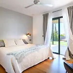 Luxury And Harmony House