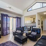 Beautiful 2-Bed Villa In Playa Blanca -Rosa Blanca