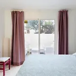 Daruma Apartments