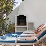 Puerto Chico Q