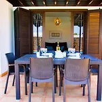 Villa Calamares With Heated Pool And Air Conditioning