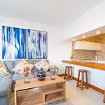 Luxury Villas Anjomacar