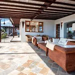 Finca Paraíso - Finest Villa with incredible views over Puerto del Carmen