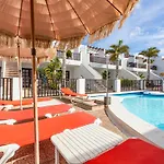 Apartamentos Las Lilas (Adults Only)