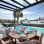 Villa Hibiscus