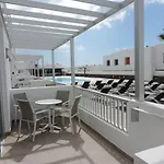 Los Gracioseros 106- 2 Bed-Gr Floor-AC-UK TV-WiFi