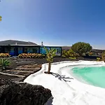 Luxe EcoVilla Listán