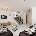 Villa Helena By Villa Plus