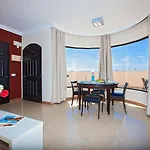 Riviera Park, Central 2 Bed Apartment