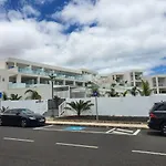 Monarca House, Senator