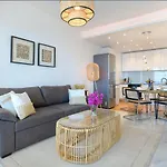 Sol Eterno - Luxury Aparmtent With Direct Oceanview And Extra Services