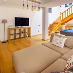 Villa Peaky