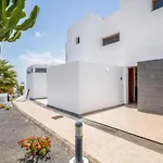 Modern Duplex In Puerto Del Carmen