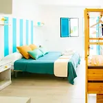 La casita azul de famara