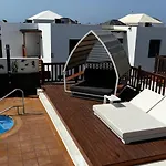Villa 64, Vista Lobos, Private Heated Pool X Jacuzzi, Playa Blanca