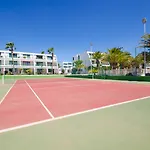 Apartamentos La Peñita