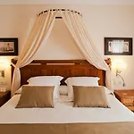 Princesa Yaiza Suite Hotel Resort