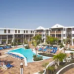 Nazaret Apartments