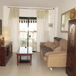 Lidl Bright Central Two Bed Apartment Pdc