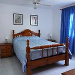 Apartamento Costa, cerca de la playa y comercios.