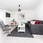 Luxury Beach Apartments Diama