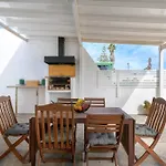 Hermosa Casa Vacacional, Muy Cerca A La Playa.