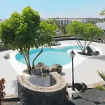 Apartamento Om Con Piscina Y Vistas Al Mar