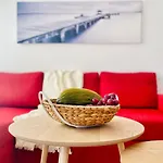 Canaryislandshost L Ocean