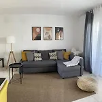 La Bonita