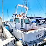 Houseboat Isurus Quinto