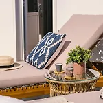 Casa Lola